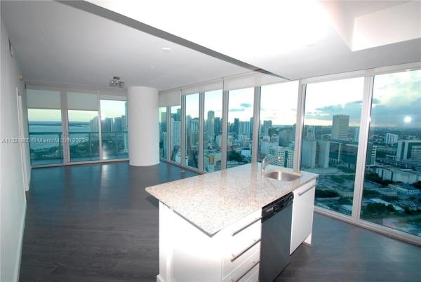 MarinaBlue, 888 Biscayne Blvd #3801, Miami, Florida 33132, image 2