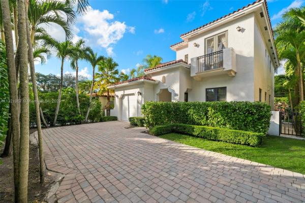 Coral Gables Country Club, 615 Bird Rd, Coral Gables, Florida 33146, image 2