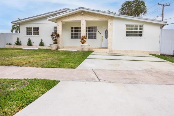 South Miami Heights Manor, 11970 SW 177th Ter, South Miami Heights, Florida 33177, image 2