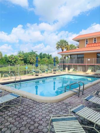 Newport, 405 S Pine Island Rd #405D, Plantation, Florida 33324, image 1