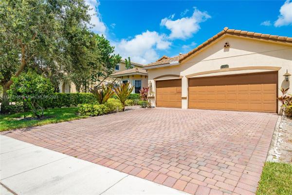 Casa Bella, 15708 Glencrest Ave, Delray Beach, Florida 33446, image 1