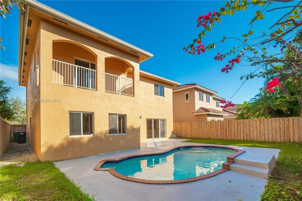 Twin Lake Shores South, 13040 SW 142nd Ter, Three Lakes, Florida 33186, image 1
