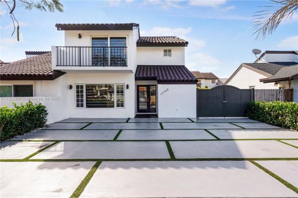 Twin Chalets At International Gardens, 11766 SW 14th Ter, Tamiami, Florida 33184, image 1