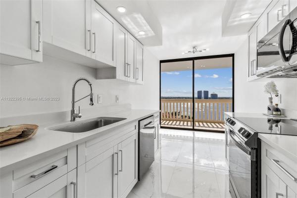 1000 Island Boulevard, 1000 W Island Blvd #1412, Aventura, Florida 33160, image 1
