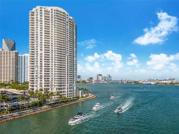Two Tequesta Point, 808 Brickell Key Dr #302, Miami, Florida 33131, image 1