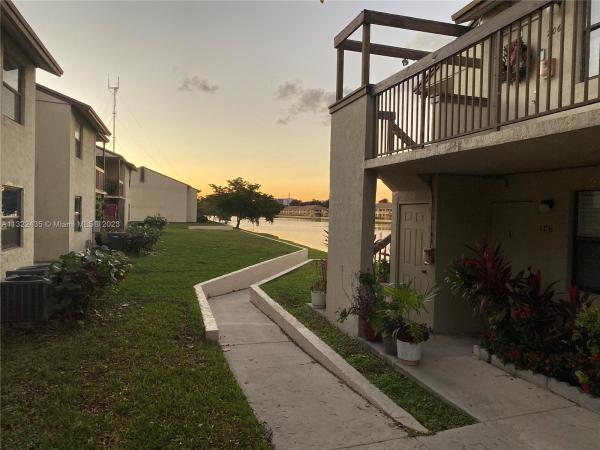 Mcarthur Park Misty Lake, 415 NW 210th St #205, Miami Gardens, Florida 33169, image 1