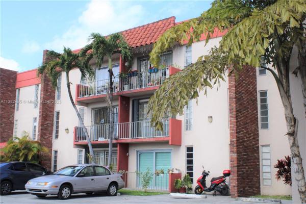 Sanderling, 2385 NW 11th St #B21, Miami, Florida 33125, image 2