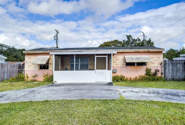 Fleetwood Manor, 6405 Grant St, Hollywood, Florida 33024, image 1