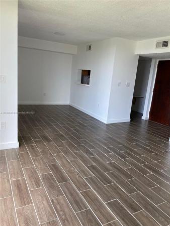 International Park, 11800 SW 18th St #508-4, Tamiami, Florida 33175, image 2