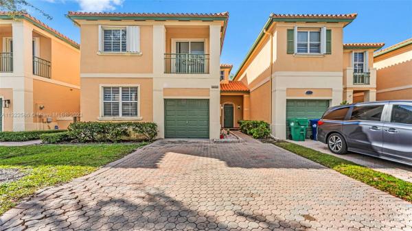 Anchorage At Miami Lakes, 14352 NW 83rd Ave, Miami Lakes, Florida 33016, image 1