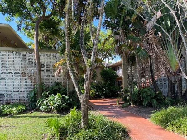 The Oaks At South Miami, 6310 SW 79th St #10, South Miami, Florida 33143, image 1