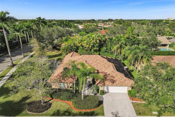 Sunset Springs, 789 S Bowman Ct, Weston, Florida 33326, image 1