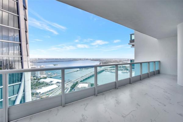 900 Biscayne Bay, 900 Biscayne Blvd #5608, Miami, Florida 33132, image 2