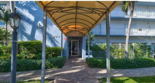 La Piazza Navona, 677 NE 24th St #504, Miami, Florida 33137, image 1