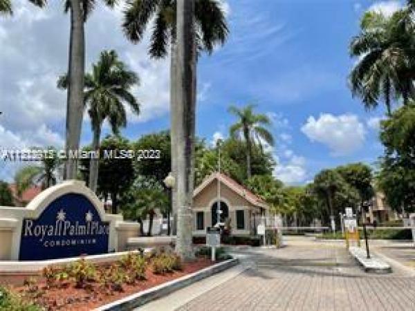 Royal Palm Place At The Hammocks, 10521 SW 157th Pl #202, The Hammocks, Florida 33196, image 1