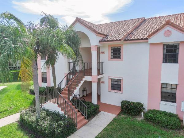 Lake Windwood, 3000 Norwood Pl #N202, Boca Raton, Florida 33431, image 2