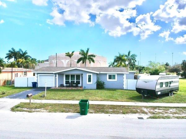 Welwyn Park, 2281 SW 67th Way, Miramar, Florida 33023, image 2