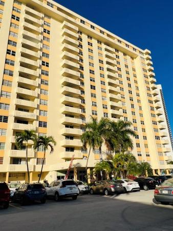 Plaza Towers, 1833 S Ocean Dr #404, Hallandale Beach, Florida 33009, image 1