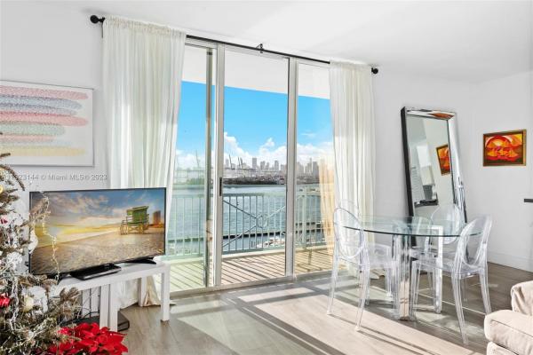Yacht Club At Portofino, 90 Alton Rd #1602, Miami Beach, Florida 33139, image 2