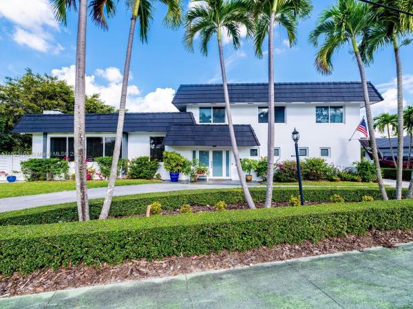 Lake Catalina, 8605 SW 56th St, Olympia Heights, Florida 33155, image 1