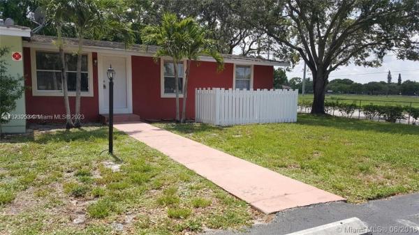 Southgate Villas, 7142 Southgate Blvd #7142, Tamarac, Florida 33321, image 1