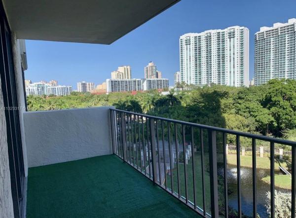 Tower At Biscayne Cove, 18181 NE 31st Ct #706, Aventura, Florida 33160, image 1