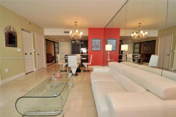 Icon Brickell Tower 3, 485 Brickell Ave #1909, Miami, Florida 33131, image 2