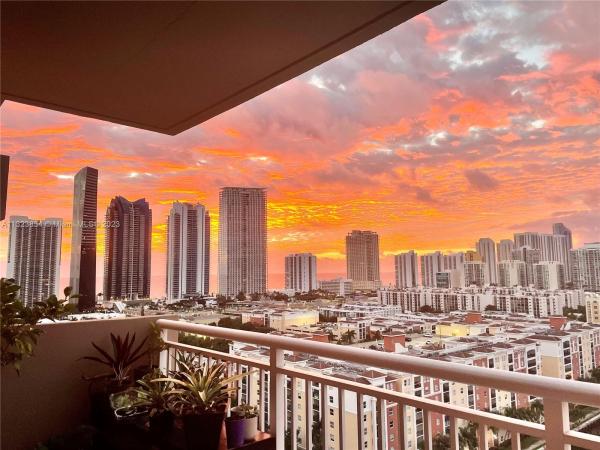 Winston Towers 100, 250 174th St #2001, Sunny Isles Beach, Florida 33160, image 2
