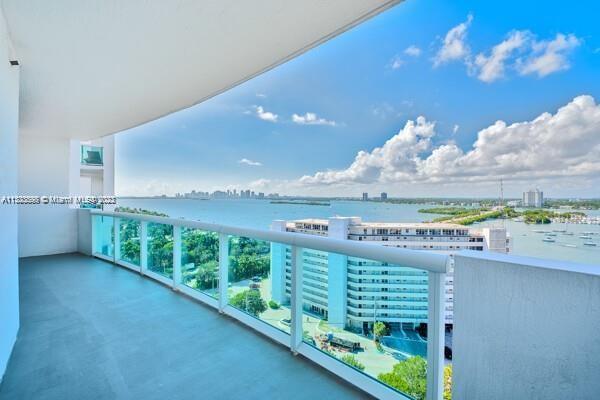 360, 7900 Harbor Island Dr #1520, North Bay Village, Florida 33141, image 2