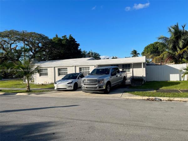 Baldusrol, 2029 NW 8th St, Miami, Florida 33125, image 1