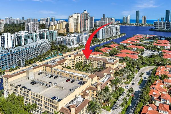 Alaqua, 3001 NE 185th St #215, Aventura, Florida 33180, image 2