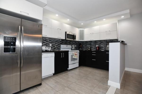Ocean Reserve, 19370 Collins Ave #721, Sunny Isles Beach, Florida 33160, image 1