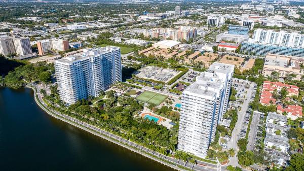 Admirals Port East, 2851 NE 183rd St #416E, Aventura, Florida 33160, image 2