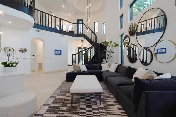 Beach View, 6045 La Gorce Dr, Miami Beach, Florida 33140, image 2