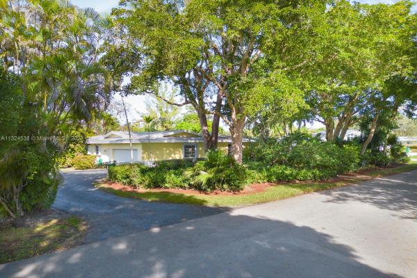 Mangowood Park, 7965 SW 146th St, Palmetto Bay, Florida 33158, image 1