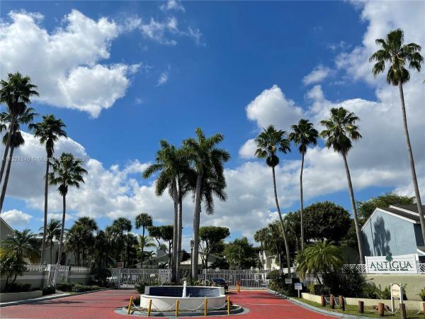 Antigua At Country Club Of Miami, 17440 NW 67 Pl #5, Hialeah, Florida 33015, image 1