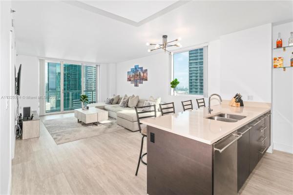 500 Brickell West, 55 SE 6th St #3507, Miami, Florida 33131, image 2