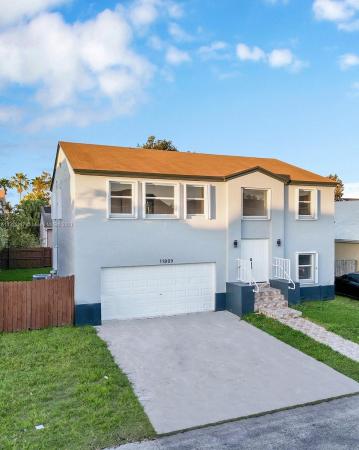 Cutler Landings, 11809 SW 273rd St, South Miami Heights, Florida 33032, image 1