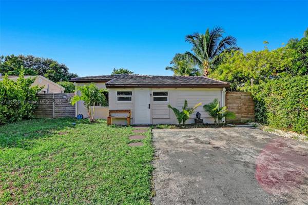 Fulford By The Sea, 1540 NE 177th St, North Miami Beach, Florida 33162, image 2