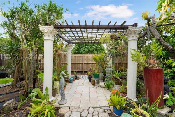 2881 SW 134th Ave, Tamiami, Florida 33175, image 2