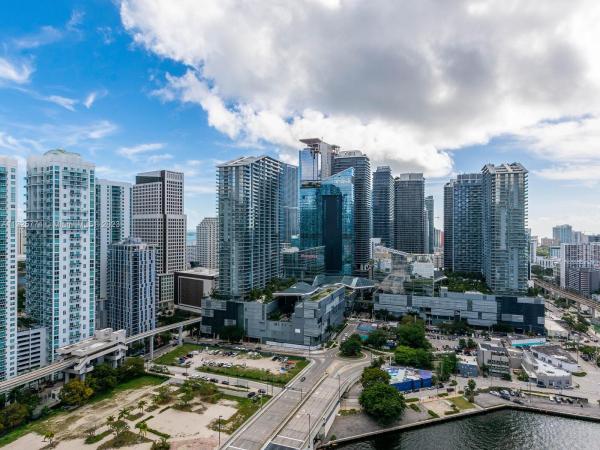 Wind, 350 S Miami Ave #3208, Miami, Florida 33130, image 2