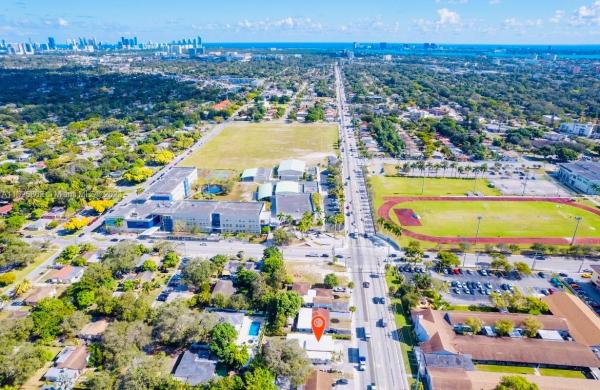 Irons Manor High Pine, 655 NE 135th St #1, North Miami, Florida 33161, image 1