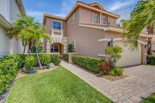 Isle Verde, 205 Isle Verde Way, Palm Beach Gardens, Florida 33418, image 1