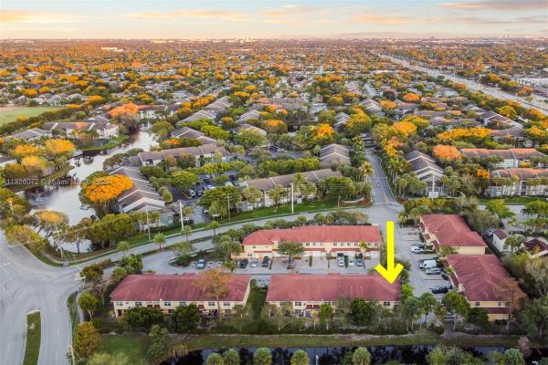 Avon Point Townhomes, 1375 Avon Ln, North Lauderdale, Florida 33068, image 1