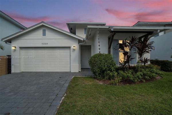 Venetian Parc, 15089 SW 176th St, Richmond West, Florida 33187, image 2