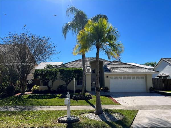 Laguna Point North, 9420 SW 212th Ter, Cutler Bay, Florida 33189, image 1