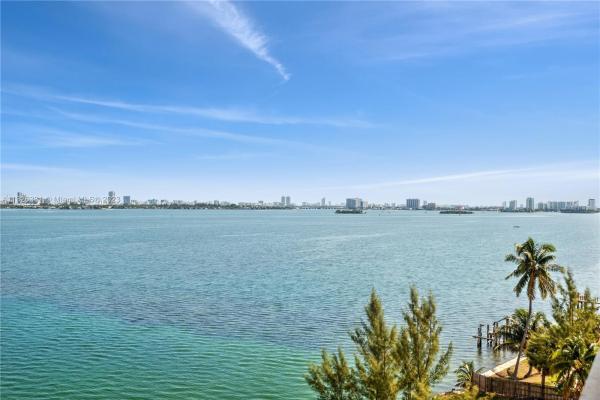 11113 Biscayne Blvd #758, Unincorporated Dade County, Florida 33181, image 2