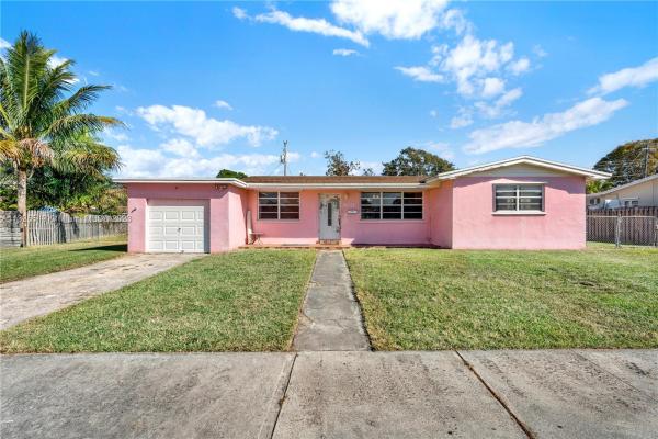 Whispering Pines Estates, 9021 SW 189th St, Cutler Bay, Florida 33157, image 2