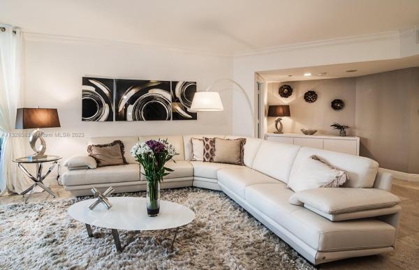 South Tower At The Point, 21055 Yacht Club Dr #706, Aventura, Florida 33180, image 1
