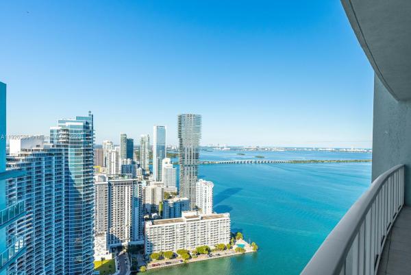 Quantum On The Bay, 1900 N Bayshore Dr #4608, Miami, Florida 33132, image 2